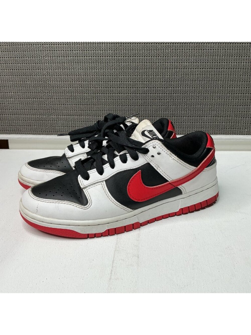 Nike Dunk Low Retro White Black Red Sneakers Size 5.5 Men's Leather
